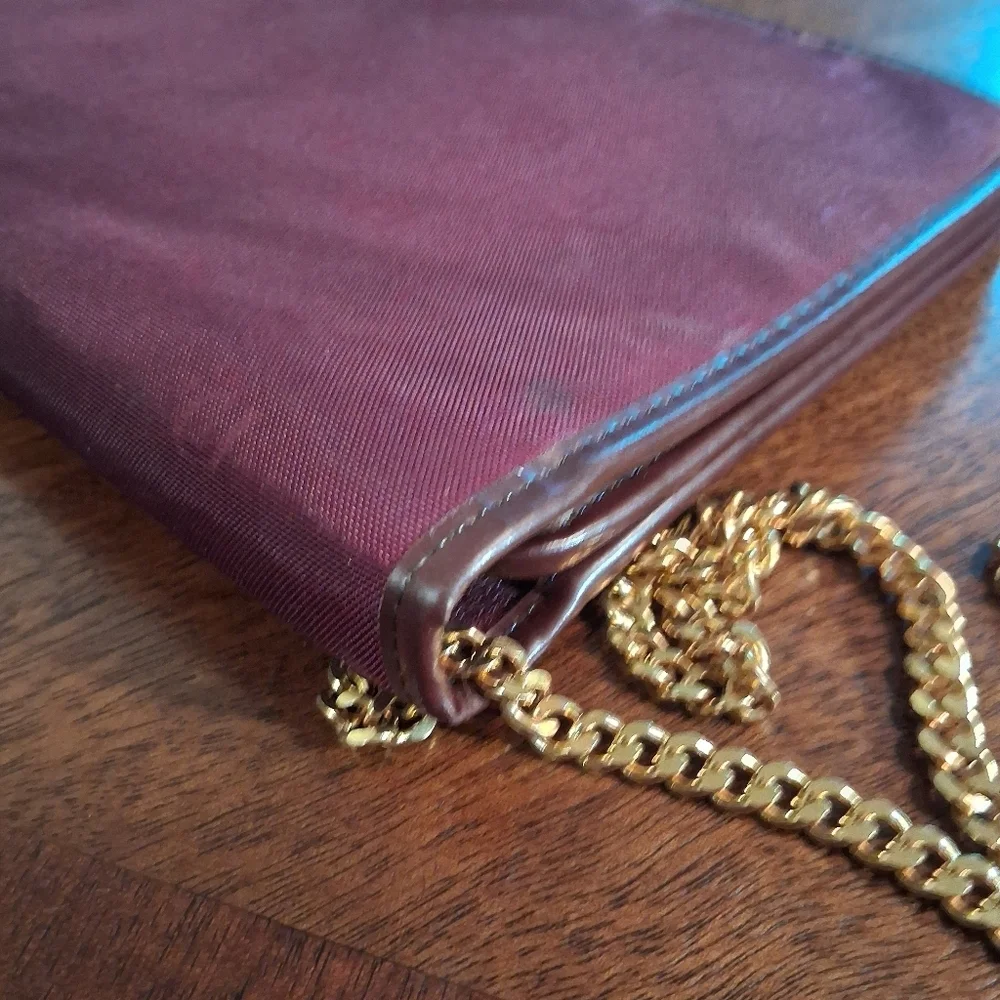Dior Elegant Burgundy Designer Chain Bag - Picture 10 of 15